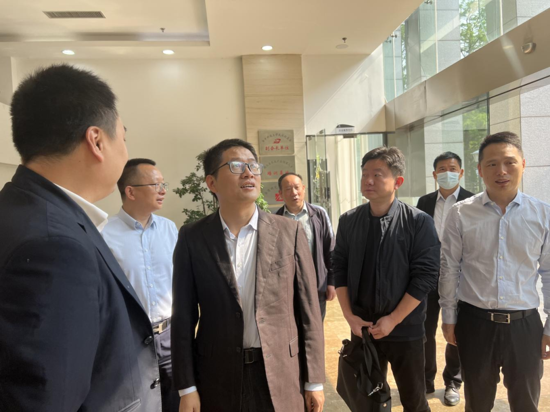 1684721979367575.png 640.png